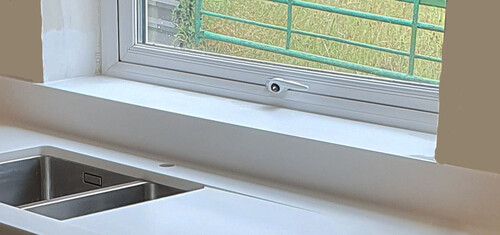 Seamless Window Board ( Frosted White )